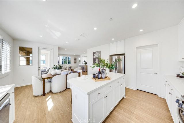 716 Spring Garden, Irvine, CA 92618