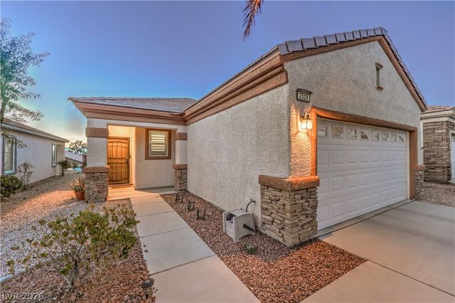 2528 Chasma Drive, Henderson, NV 89044