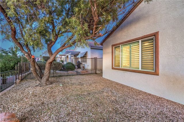 2528 Chasma Drive, Henderson, NV 89044