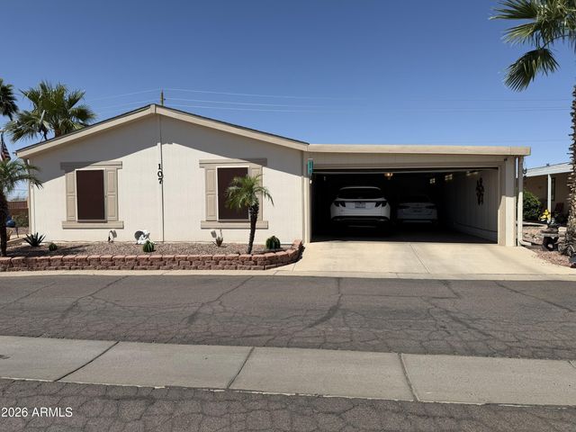 2208 W BASELINE Avenue 107, Apache Junction, AZ 85120