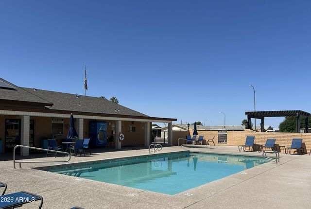 2208 W BASELINE Avenue 107, Apache Junction, AZ 85120
