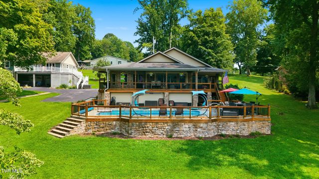 788 Lake Point Drive, Piney Flats, TN 37686