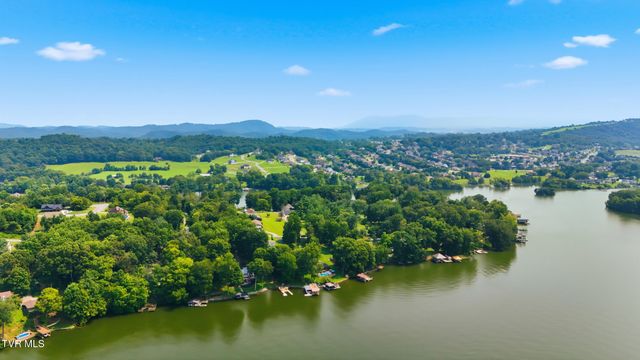 788 Lake Point Drive, Piney Flats, TN 37686