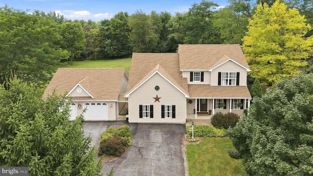 98 BENNETT SHADE LN, Martinsburg, WV 25403