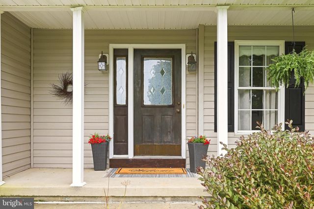 98 BENNETT SHADE LN, Martinsburg, WV 25403