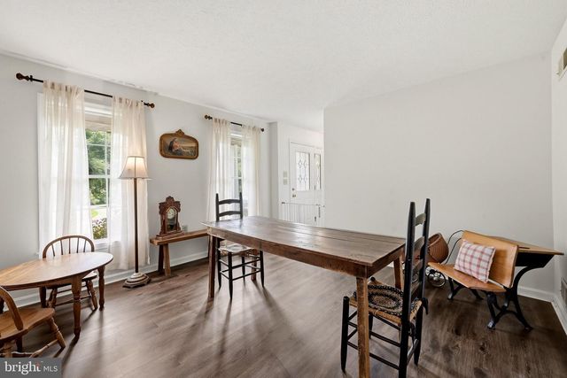 98 BENNETT SHADE LN, Martinsburg, WV 25403