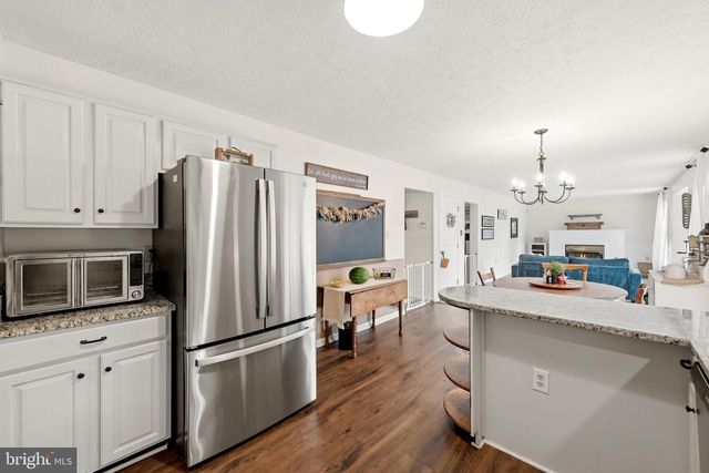 98 BENNETT SHADE LN, Martinsburg, WV 25403