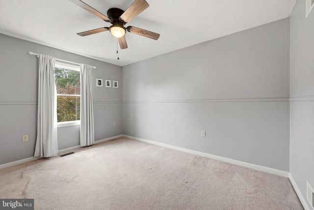 98 BENNETT SHADE LN, Martinsburg, WV 25403