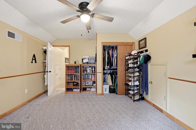 98 BENNETT SHADE LN, Martinsburg, WV 25403