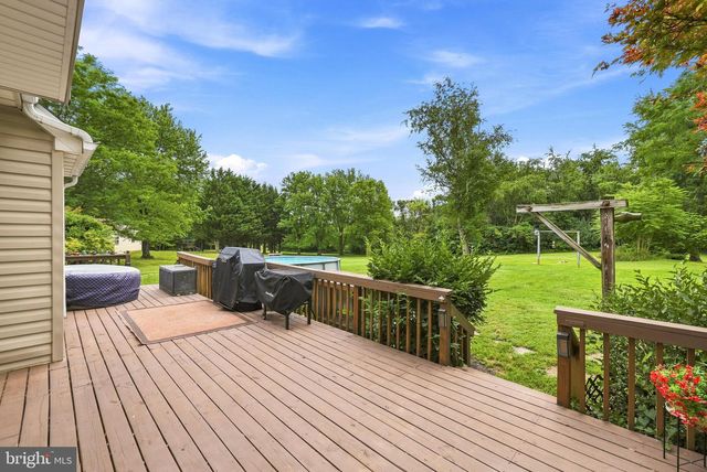 98 BENNETT SHADE LN, Martinsburg, WV 25403