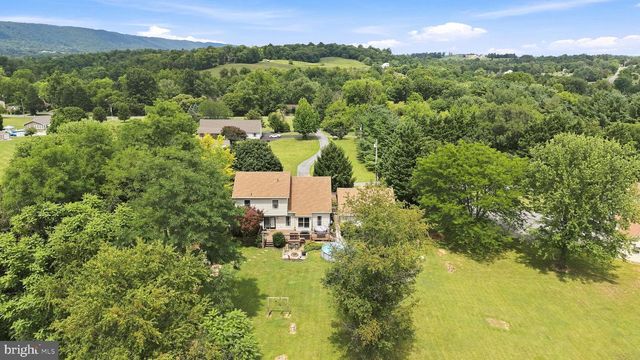 98 BENNETT SHADE LN, Martinsburg, WV 25403