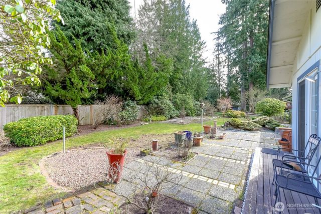 32334 9th Avenue S, Federal Way, WA 98003