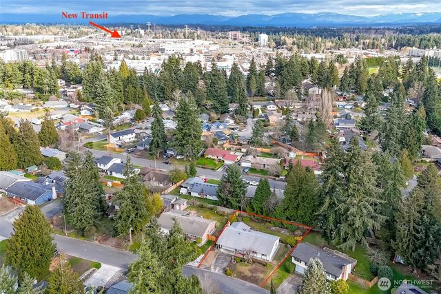 32334 9th Avenue S, Federal Way, WA 98003