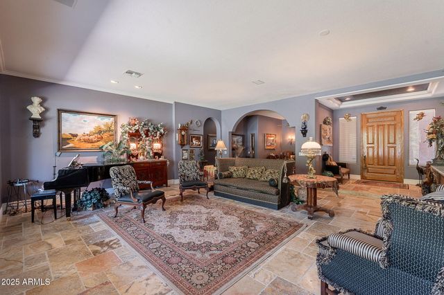 2160 E KENWOOD Street, Mesa, AZ 85213