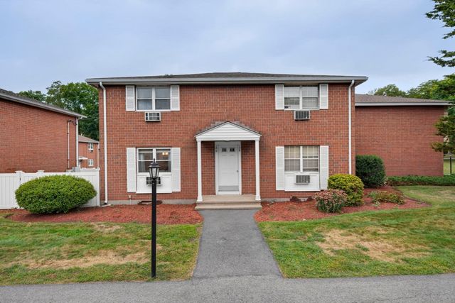 156 Kingston St 156, North Andover, MA 01845