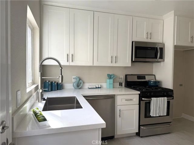 158 Covina, Long Beach, CA 90803