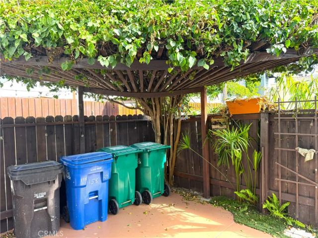 158 Covina, Long Beach, CA 90803