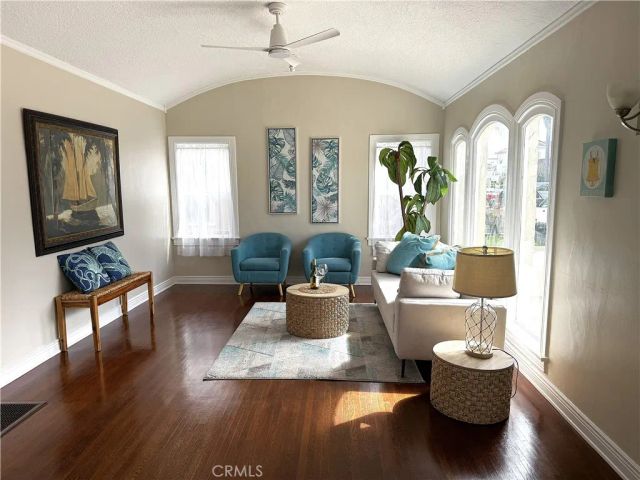 158 Covina, Long Beach, CA 90803