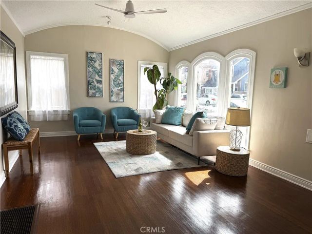 158 Covina, Long Beach, CA 90803