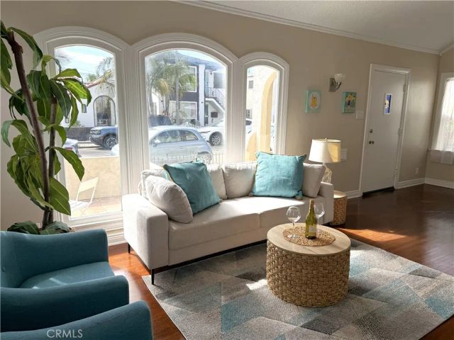 158 Covina, Long Beach, CA 90803