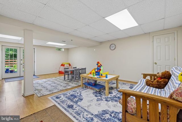 1 CHAGALL CT, North Potomac, MD 20878