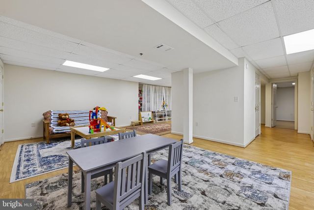 1 CHAGALL CT, North Potomac, MD 20878