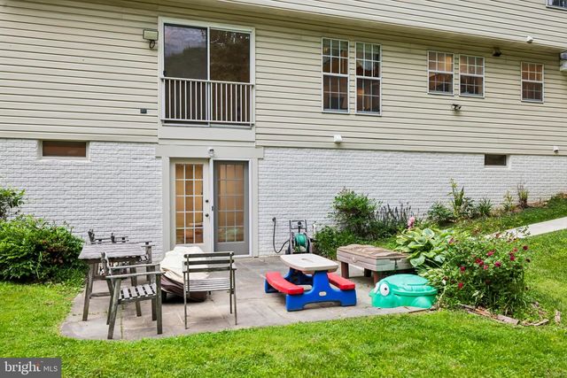 1 CHAGALL CT, North Potomac, MD 20878