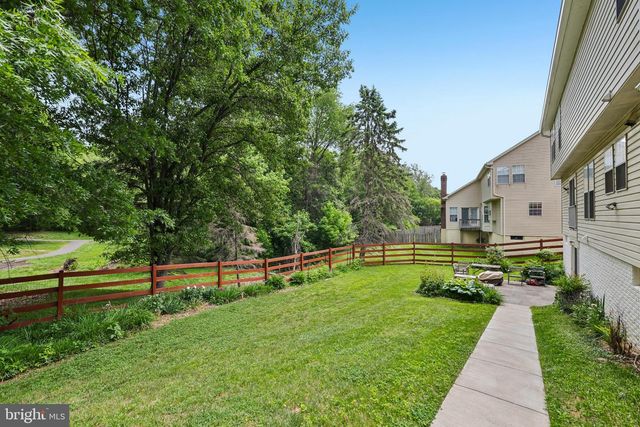 1 CHAGALL CT, North Potomac, MD 20878
