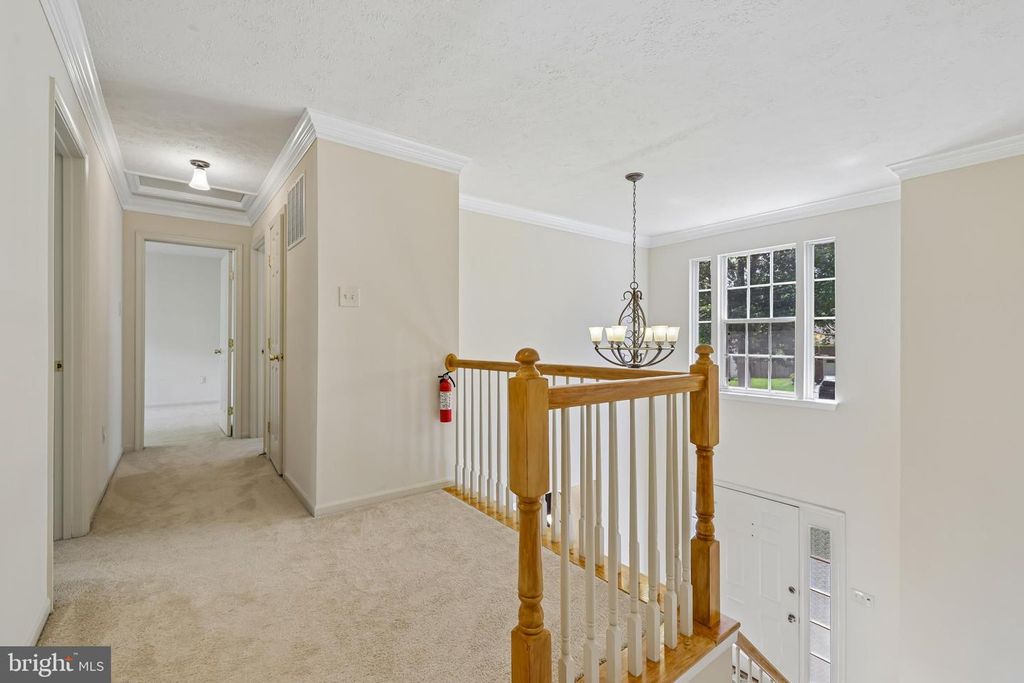 Image 29 of property listing at 1 CHAGALL CT, North Potomac, MD 20878