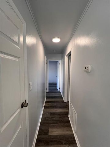 301 Winding Lane, Edmond, OK 73003