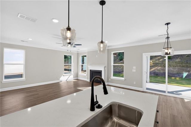 226 Trace Bluff, Dawsonville, GA 30534