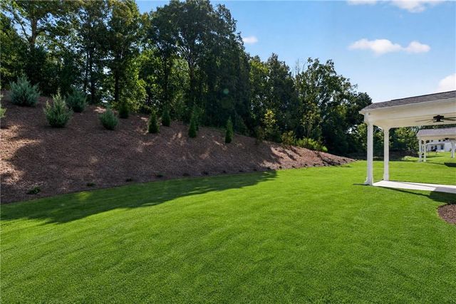 226 Trace Bluff, Dawsonville, GA 30534