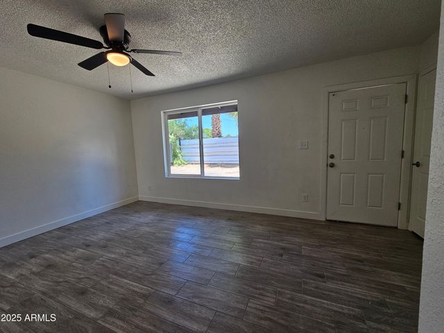 2535 W MISSOURI Avenue, Phoenix, AZ 85017