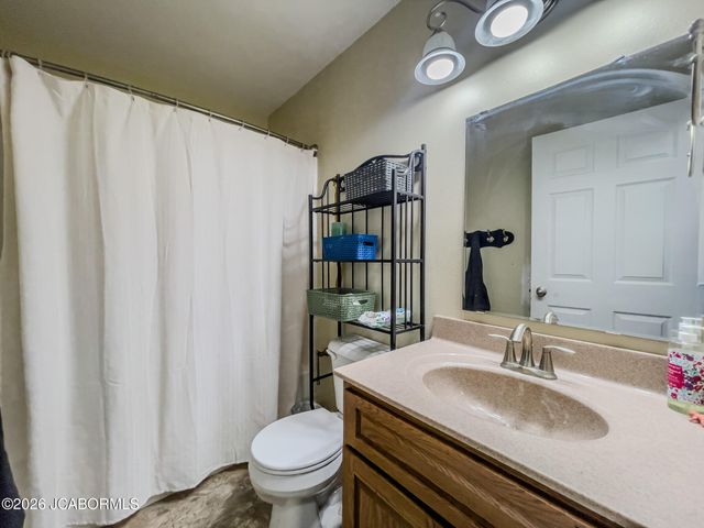 821 KEVIN DRIVE, Jefferson City, MO 65109