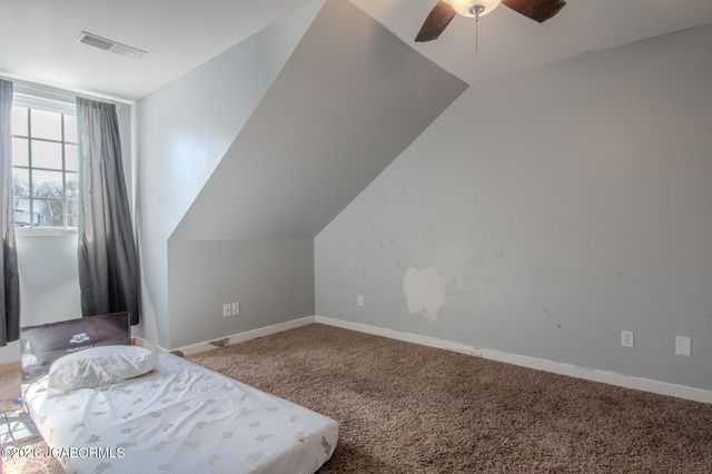 821 KEVIN DRIVE, Jefferson City, MO 65109