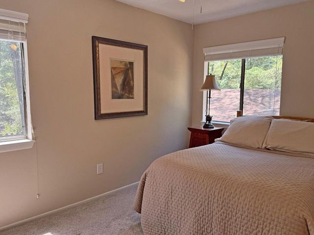 28625 Magnolia Court, Huntsville, TX 77320
