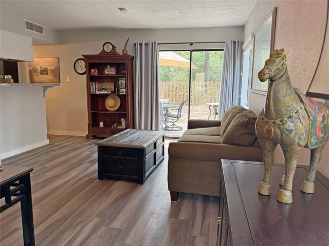 28625 Magnolia Court, Huntsville, TX 77320