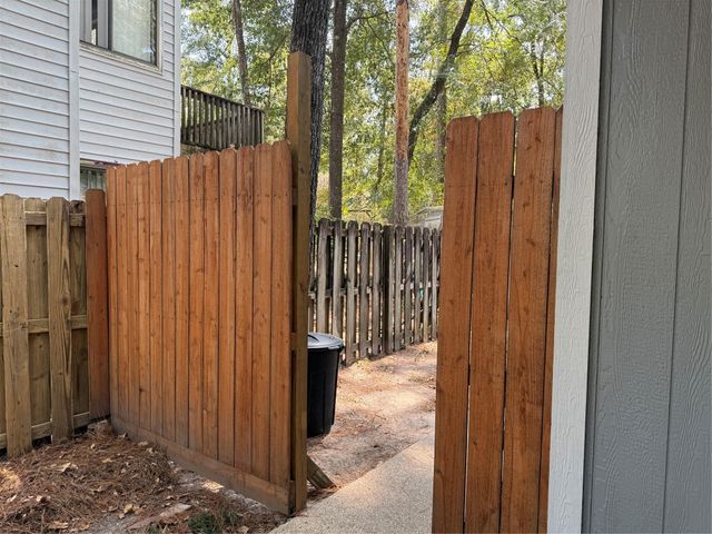 28625 Magnolia Court, Huntsville, TX 77320