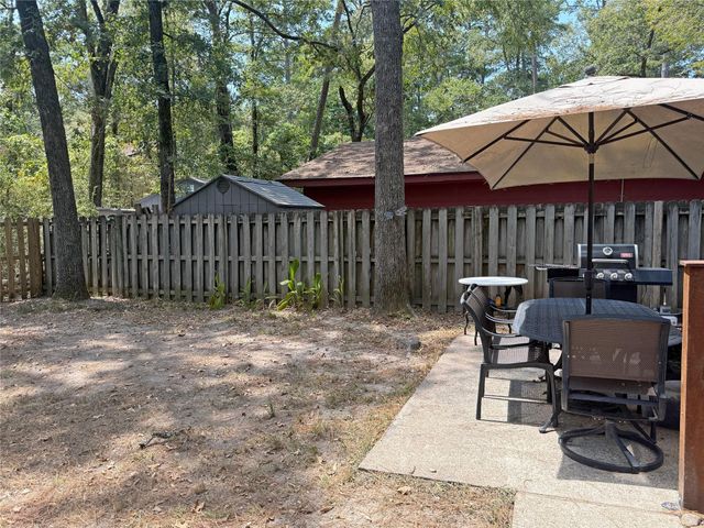 28625 Magnolia Court, Huntsville, TX 77320
