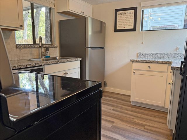 28625 Magnolia Court, Huntsville, TX 77320