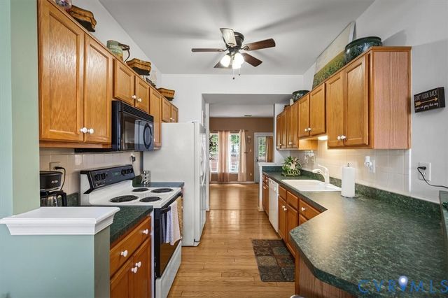 8001 Grassmount Ct, Henrico, VA 23228