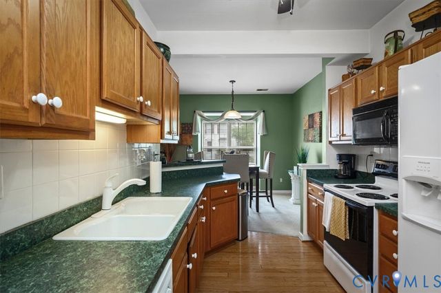 8001 Grassmount Ct, Henrico, VA 23228