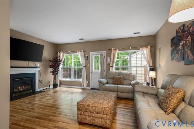 8001 Grassmount Ct, Henrico, VA 23228