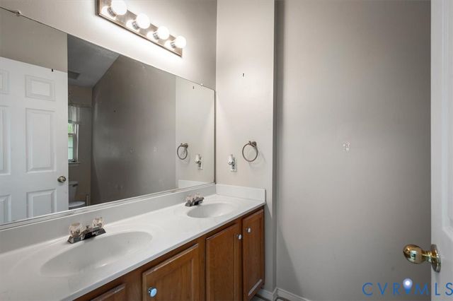 8001 Grassmount Ct, Henrico, VA 23228
