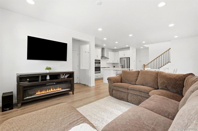 9915 Matchless Street, Littleton, CO 80125