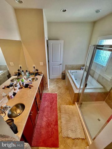 5610 BALTIMORE AVE, Hyattsville, MD 20781