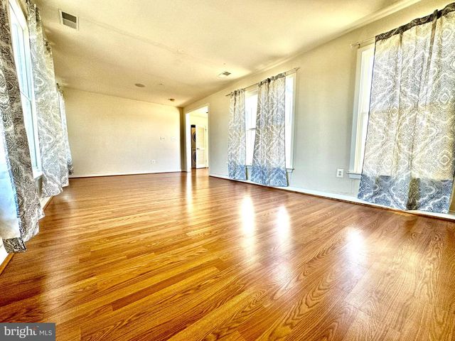 5610 BALTIMORE AVE, Hyattsville, MD 20781