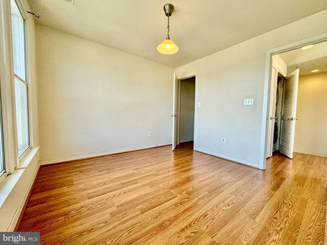 5610 BALTIMORE AVE, Hyattsville, MD 20781