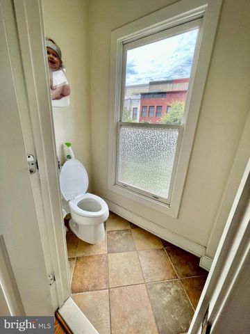 5610 BALTIMORE AVE, Hyattsville, MD 20781