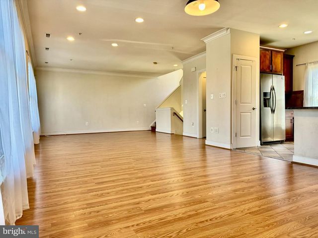 5610 BALTIMORE AVE, Hyattsville, MD 20781